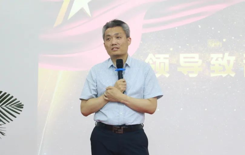 奮斗芳華，和隆泰共生長 | 隆泰物業(yè)2023年半年度入司周年表彰感恩有你(圖7)